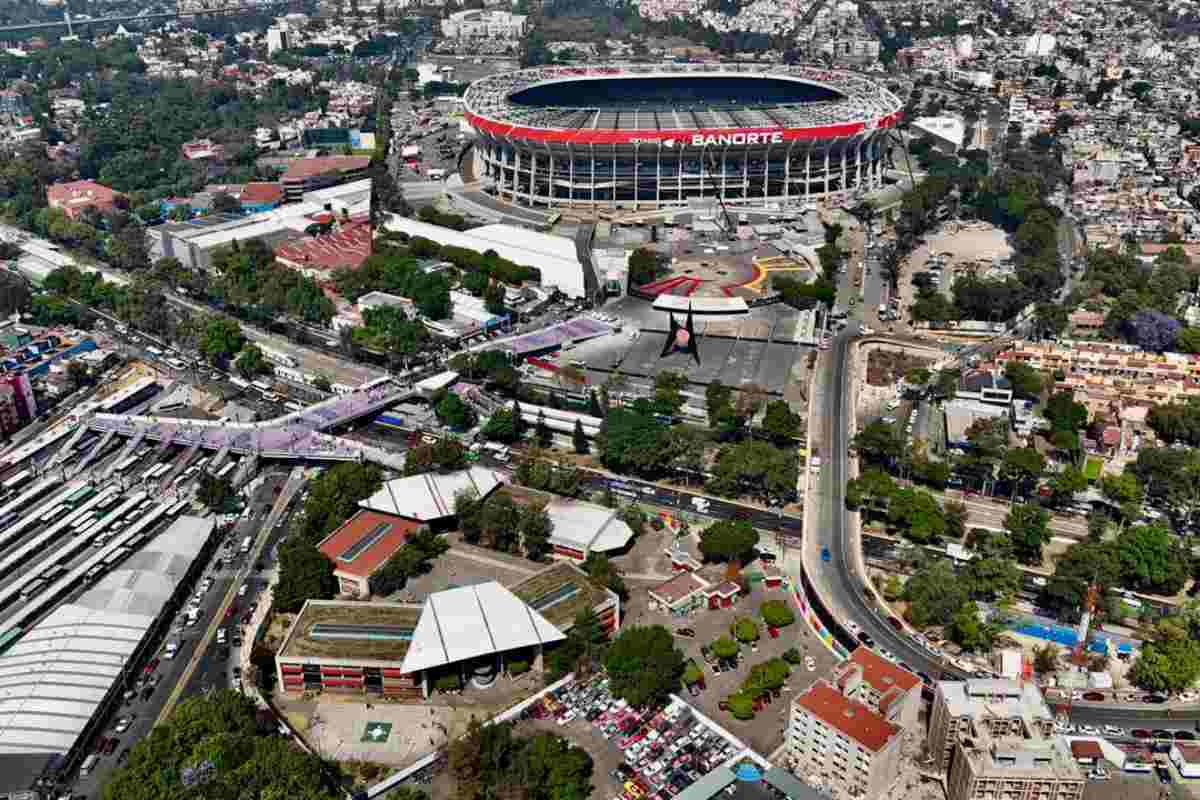 Así lucen las obras en las inmediaciones del Estadio Azteca rumbo al Mundial