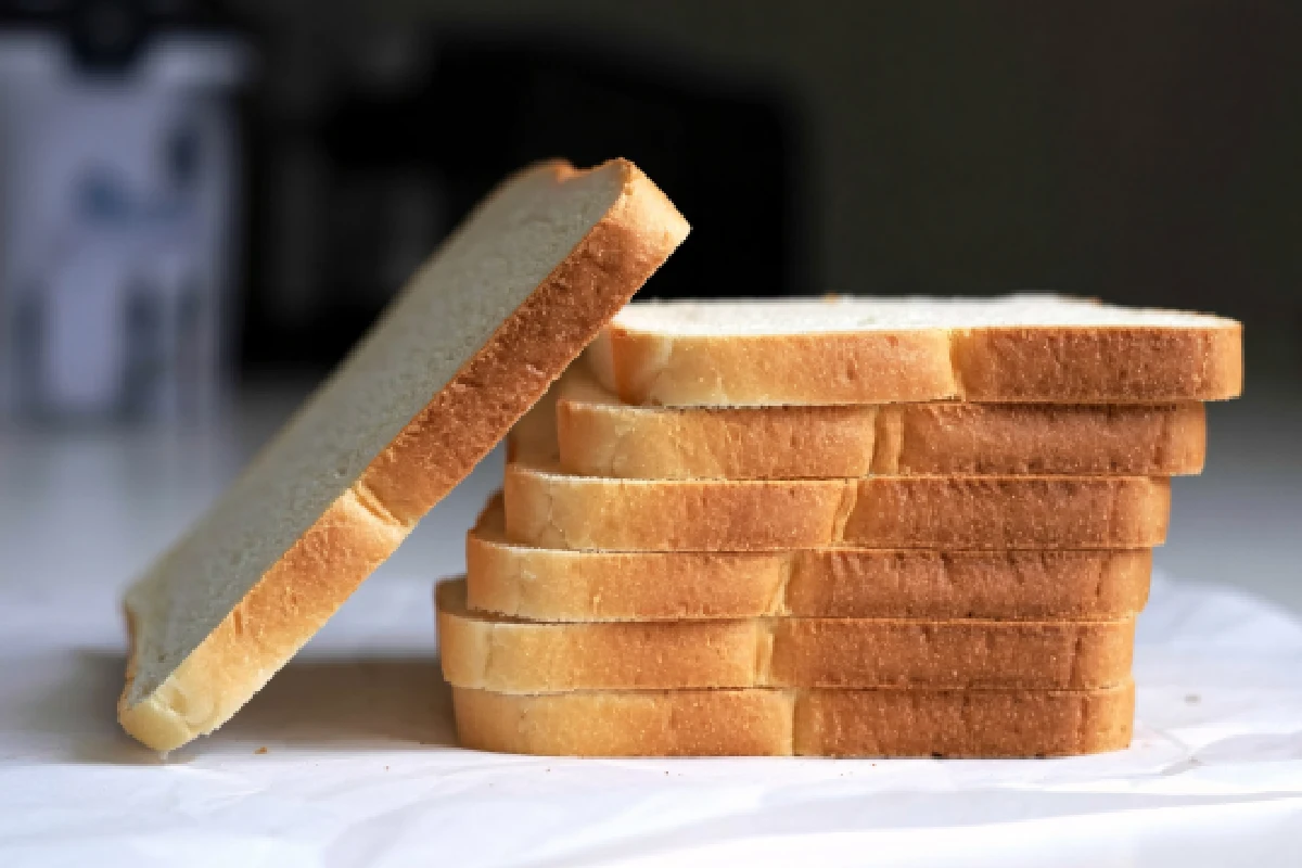 ¿Cómo descongelar pan de caja? En horno eléctrico, comal, air fryer, tostadora o microondas
