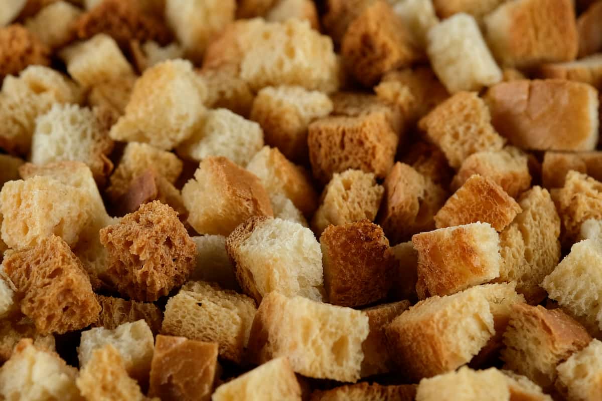 Tu pan no está viejo, solo está mal guardado: así se mantiene fresco 