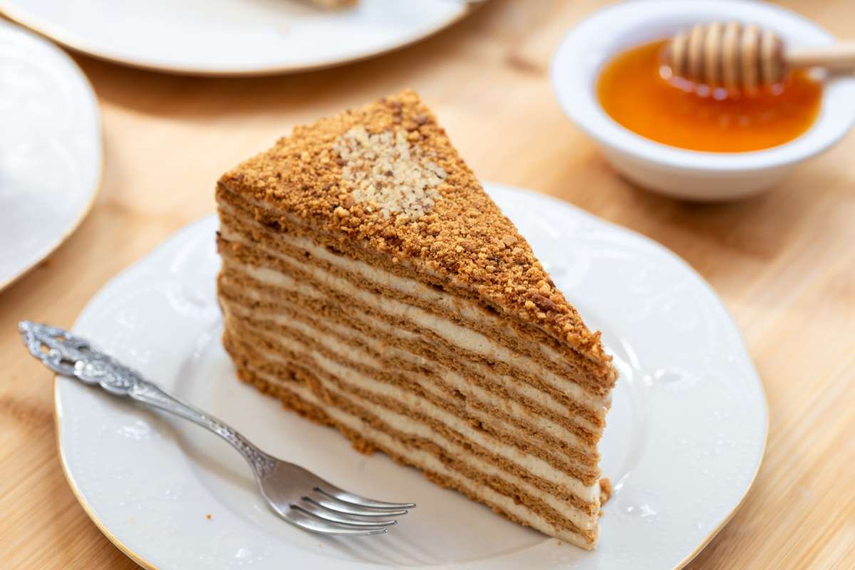 Pastel de miel, la receta tradicional de la repostería rusa