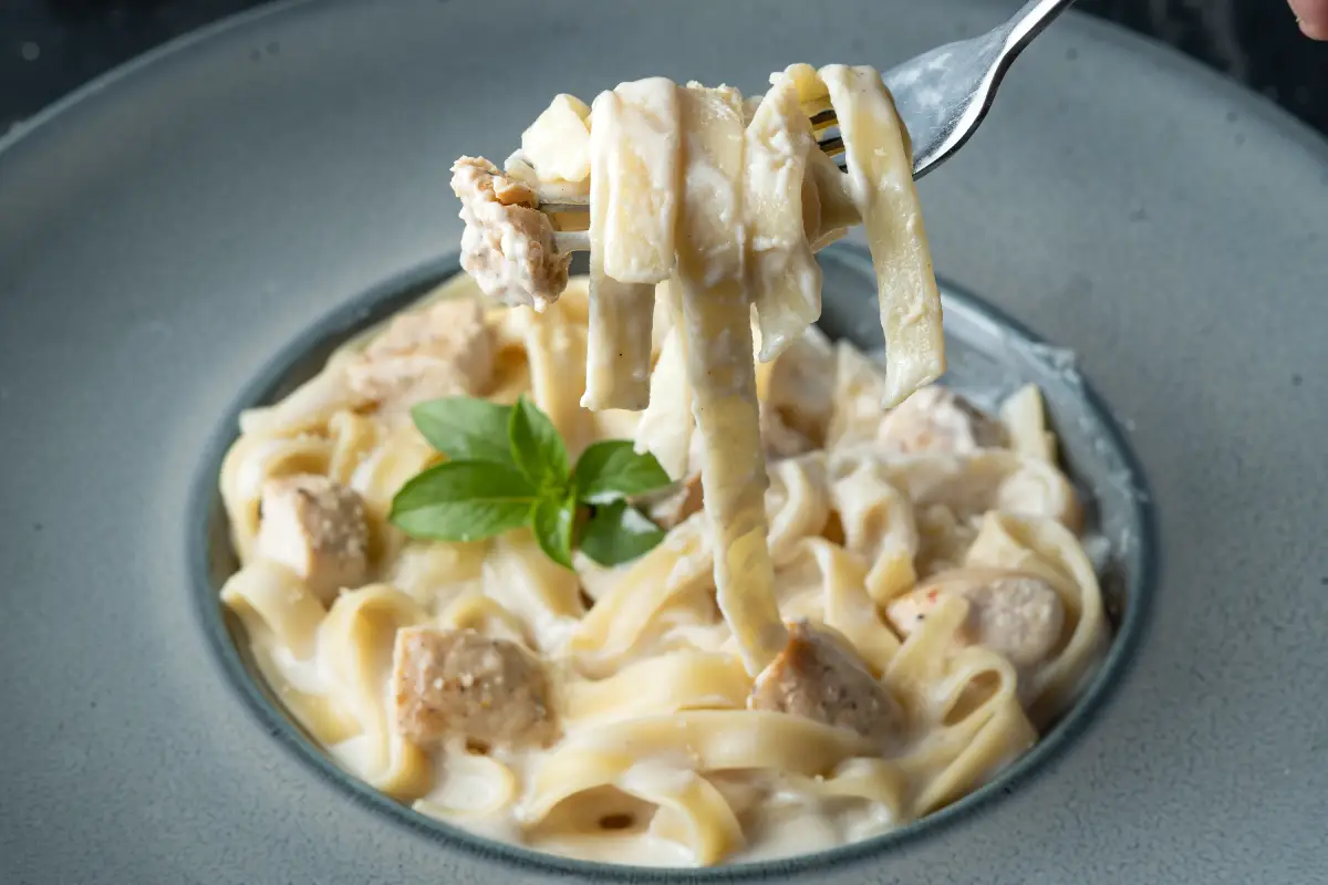 Platillos “italianos” que en México hacemos diferente