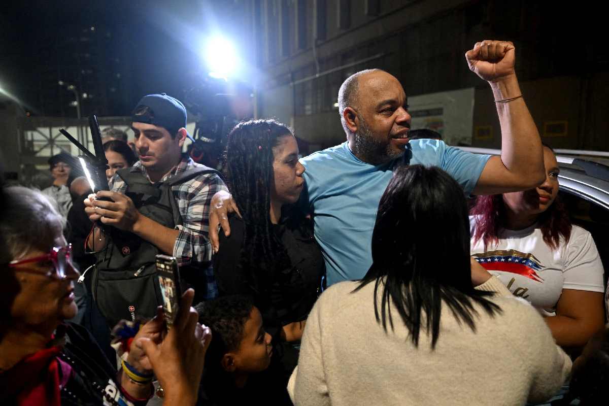 Venezuela: 253 presos políticos liberados con la nueva ley de amnistía; ONG alerta que aún más de 500 siguen detenidos