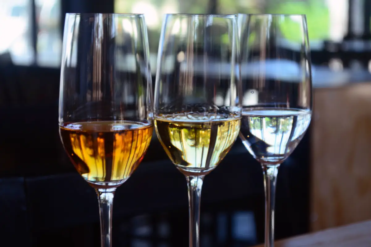 Tequila cristalino, cuál es la diferencia con el blanco, reposado y añejo