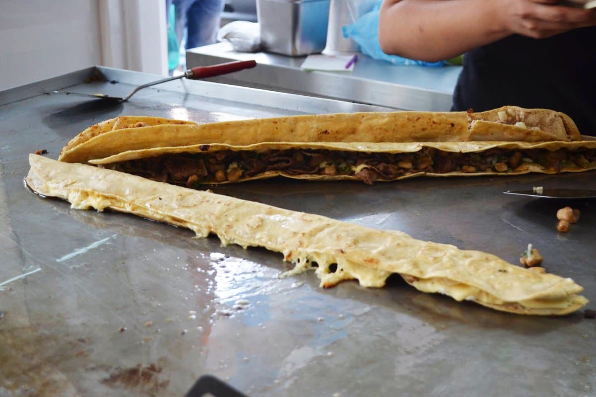 Quesadillas gigantes en CDMX: 5 Lugares para probar machetes