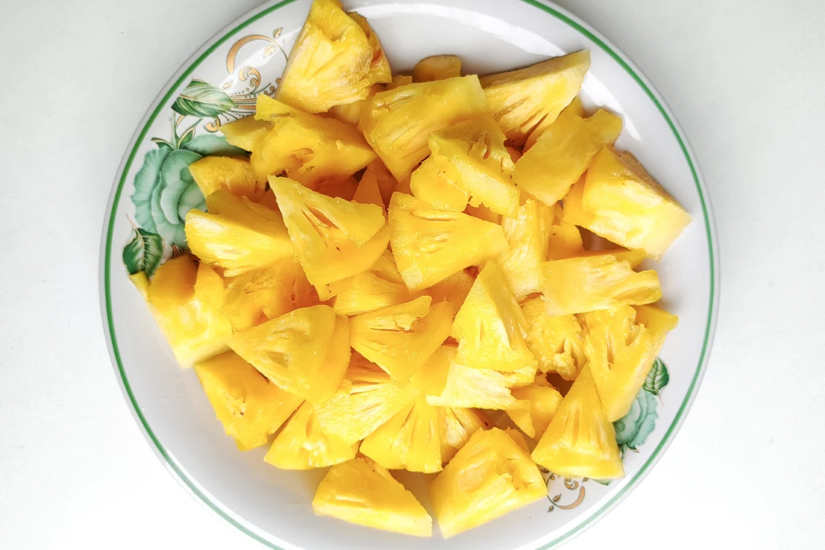 ¿Cómo quitar lo escaldado de la lengua por comer piña? 3 remedios caseros 