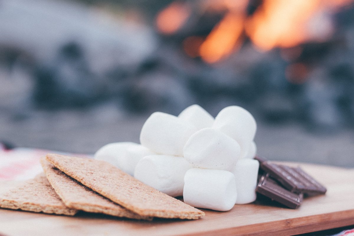 Recetas de s’mores: chocolate, malvavisco y galleta de pura felicidad