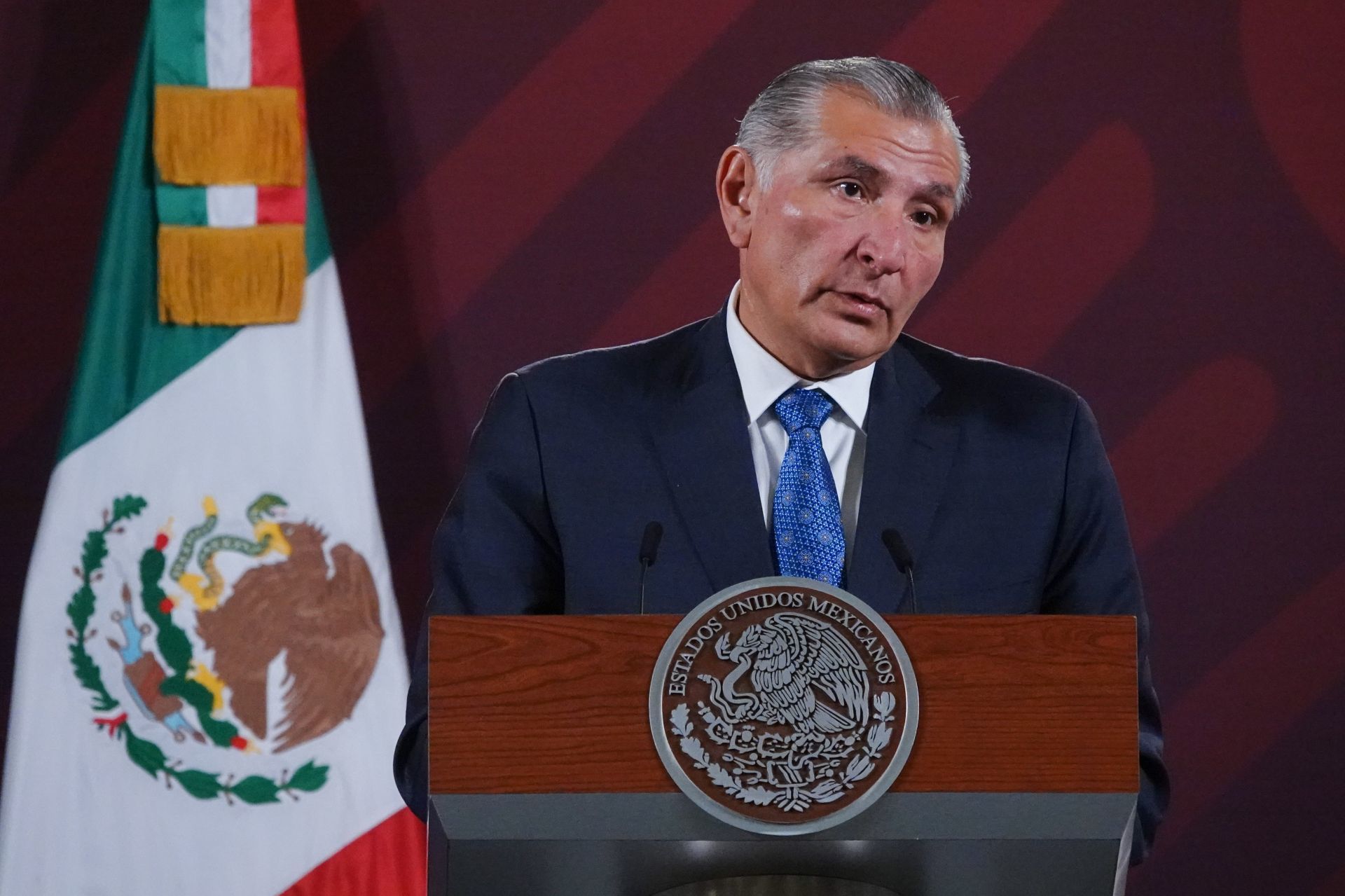 Titular de Segob niega que al gobierno le convenga dejar inoperante al INAI