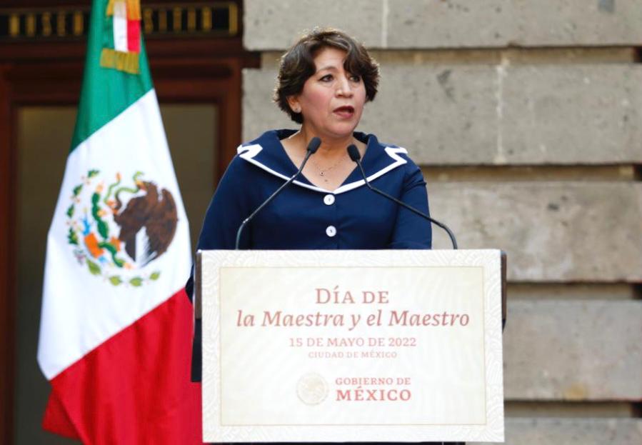 La SEP anuncia aumento salarial a docentes que ganan menos de 20 mil pesos