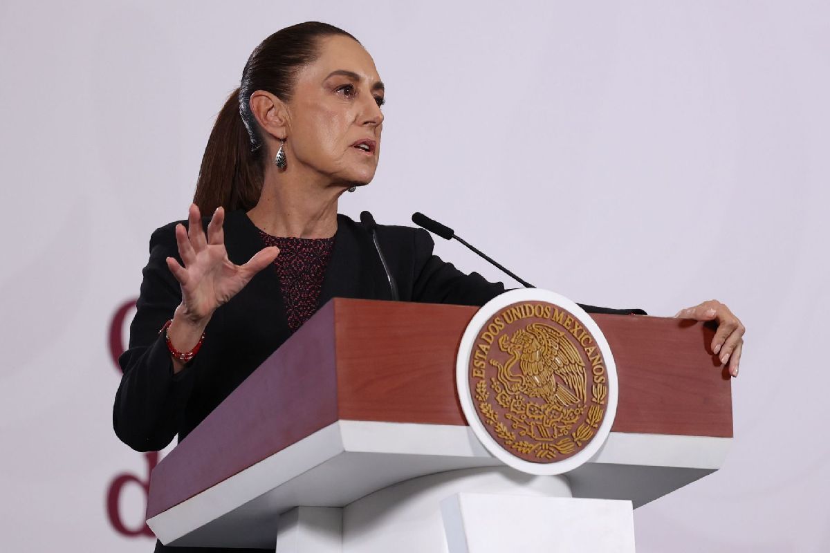 México pedirá eliminar aranceles a acero, aluminio y vehículos en revisión del T-MEC: Sheinbaum