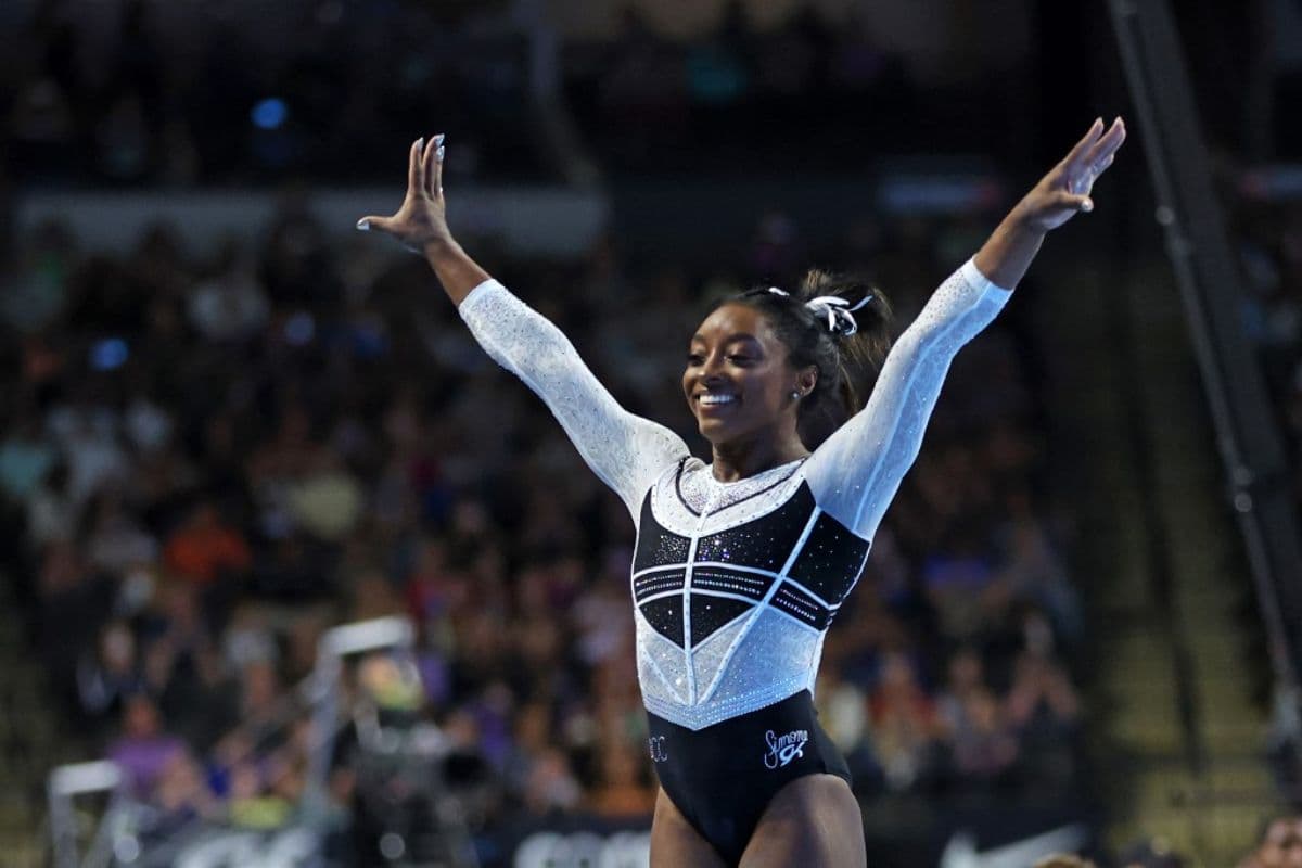 El espectacular regreso de Simone Biles a las competencias tras dos años de pausa