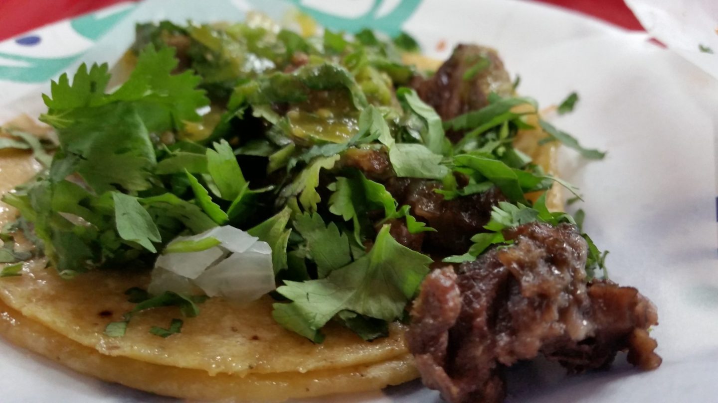 Tacos de lengua de res, su receta y otros placeres de la vida