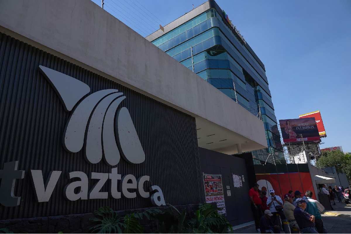 TV Azteca completa pago 323 mdp para recomprar acciones a pequeños inversionistas y concretar su salida de la Bolsa