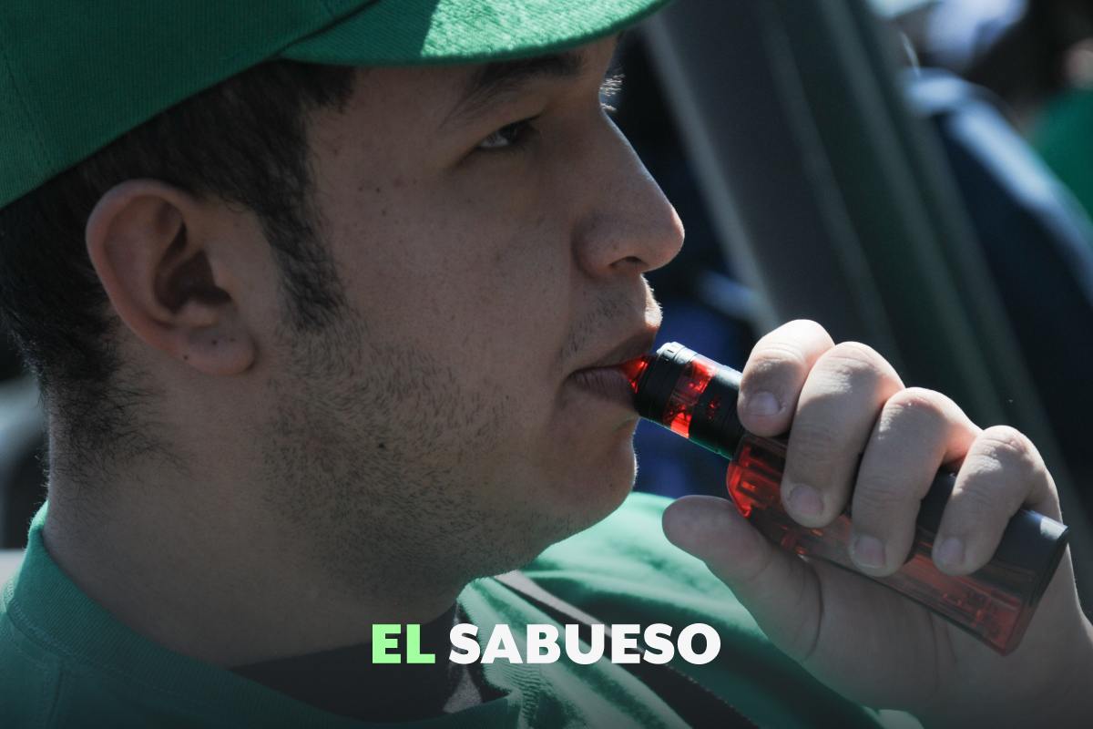 Vapeadores: qué sustancias contienen y qué dicen estudios y autoridades de Salud sobre sus efectos