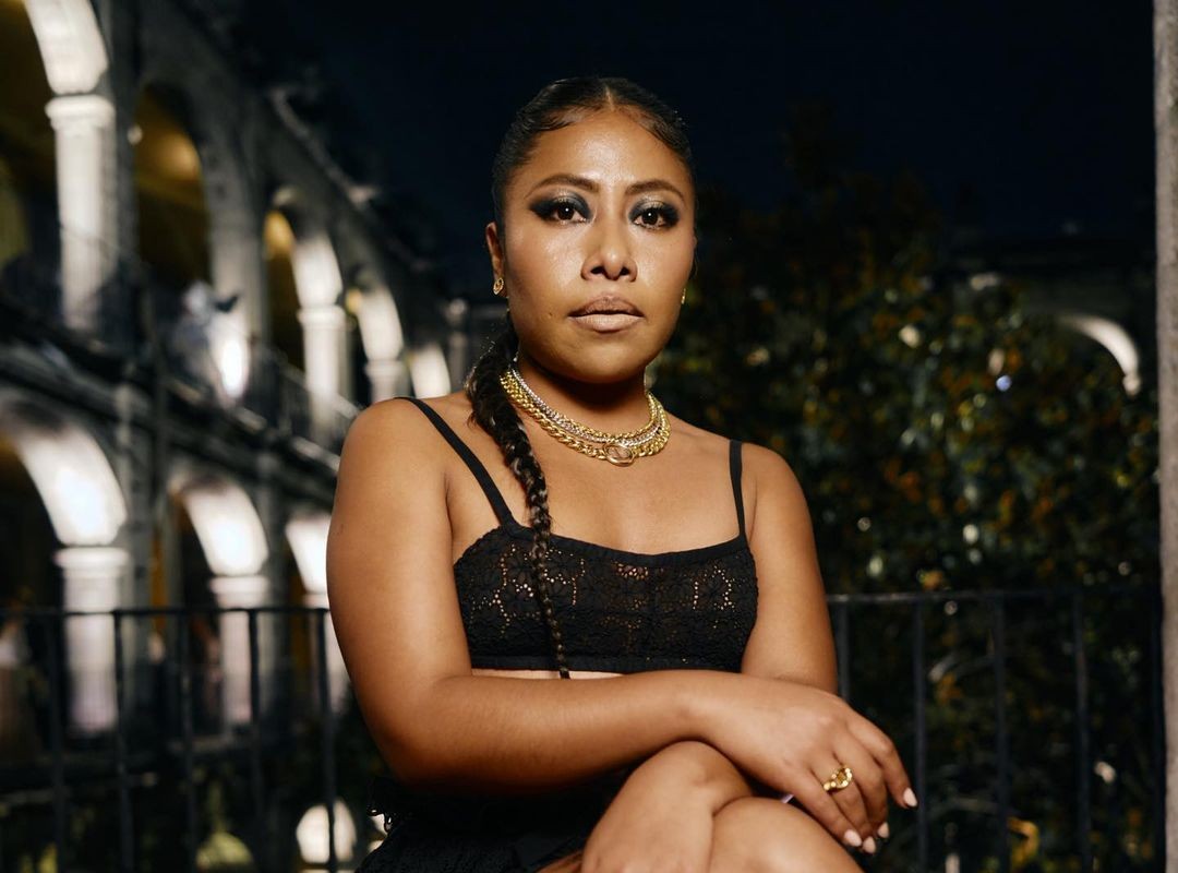 A Yalitza Aparicio no le basta con Dior y Cartier, ¡ahora también es 'ángel' de Victoria's Secret!