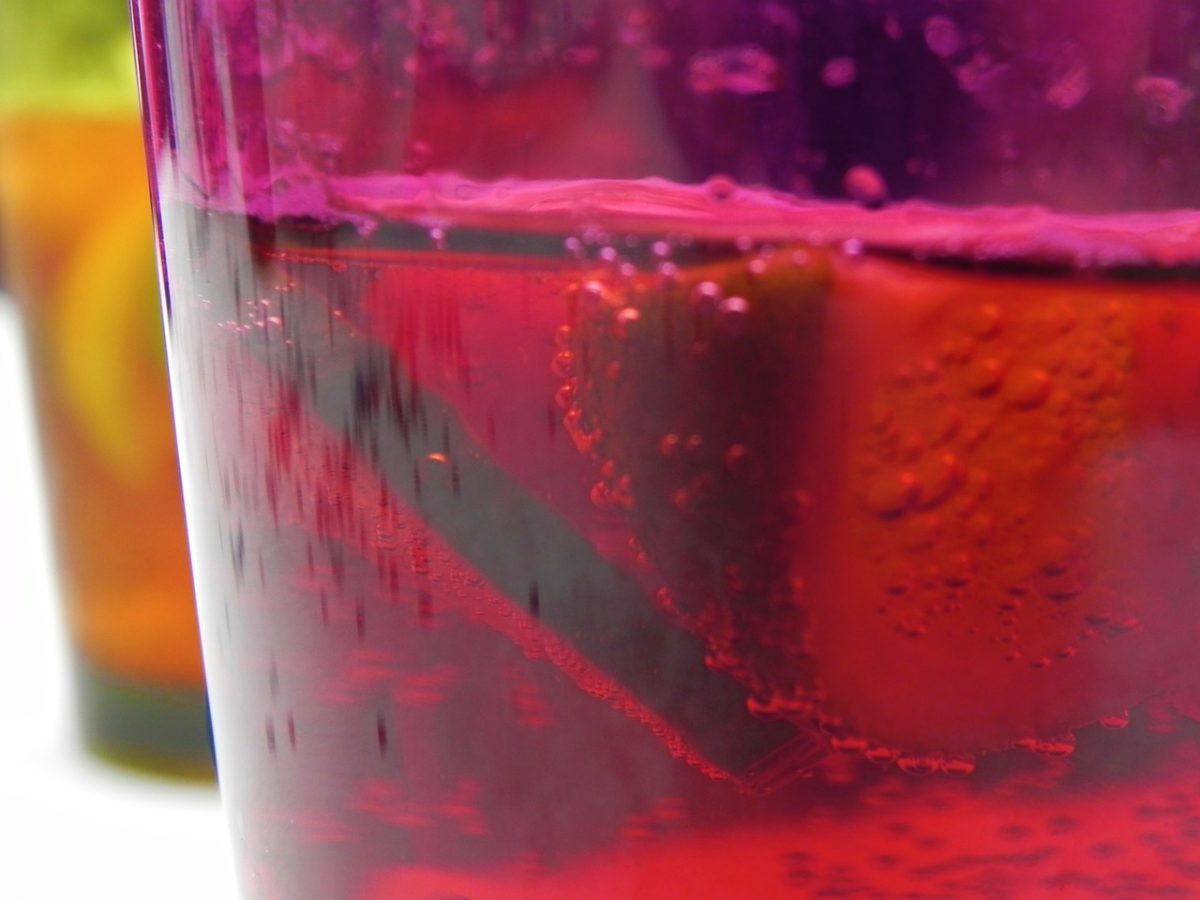 Tres cocteles con vino muy frescos para disfrutar el verano
