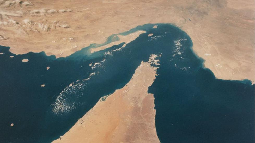 Por qué el estrecho de Ormuz es estratégico y cómo Irán lo usa como herramienta de presión en la guerra con EU e Israel