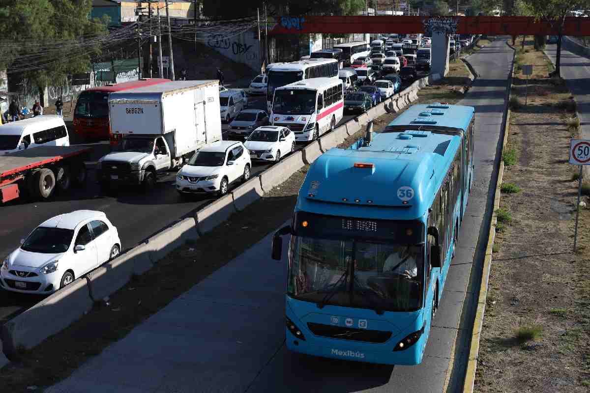 Agricultores y transportistas mantienen bloqueos; se registran enfrentamientos en Tlaxcala