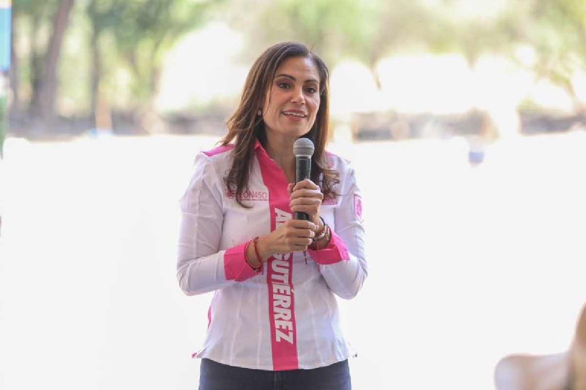 Álvarez Máynez invita a Alejandra Gutiérrez, alcaldesa de León, a sumarse a MC tras su renuncia al PAN