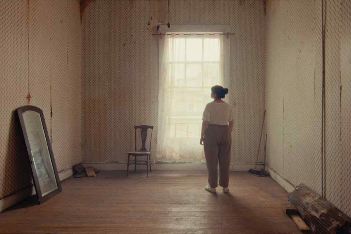 "Aquí se escucha el silencio": la cinta que retrata y sana las heridas de la dictadura en Chile