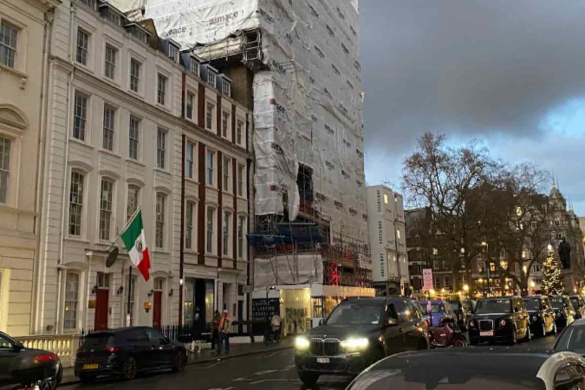 Así se operó el presunto desvío en embajada de Reino Unido mientras SRE ignoró más de 40 alertas