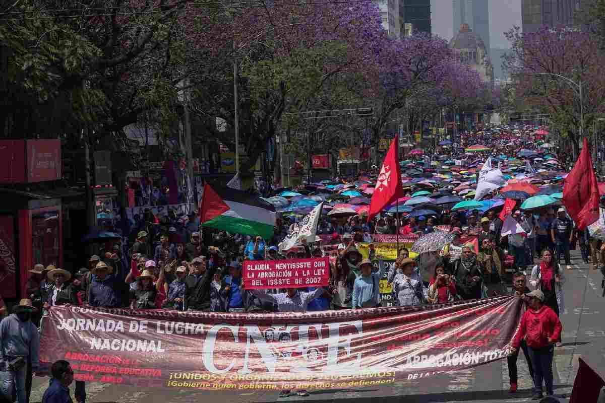 CNTE marcha este 1 de mayo en CDMX junto a otras organizaciones; ruta, horario y vías alternas