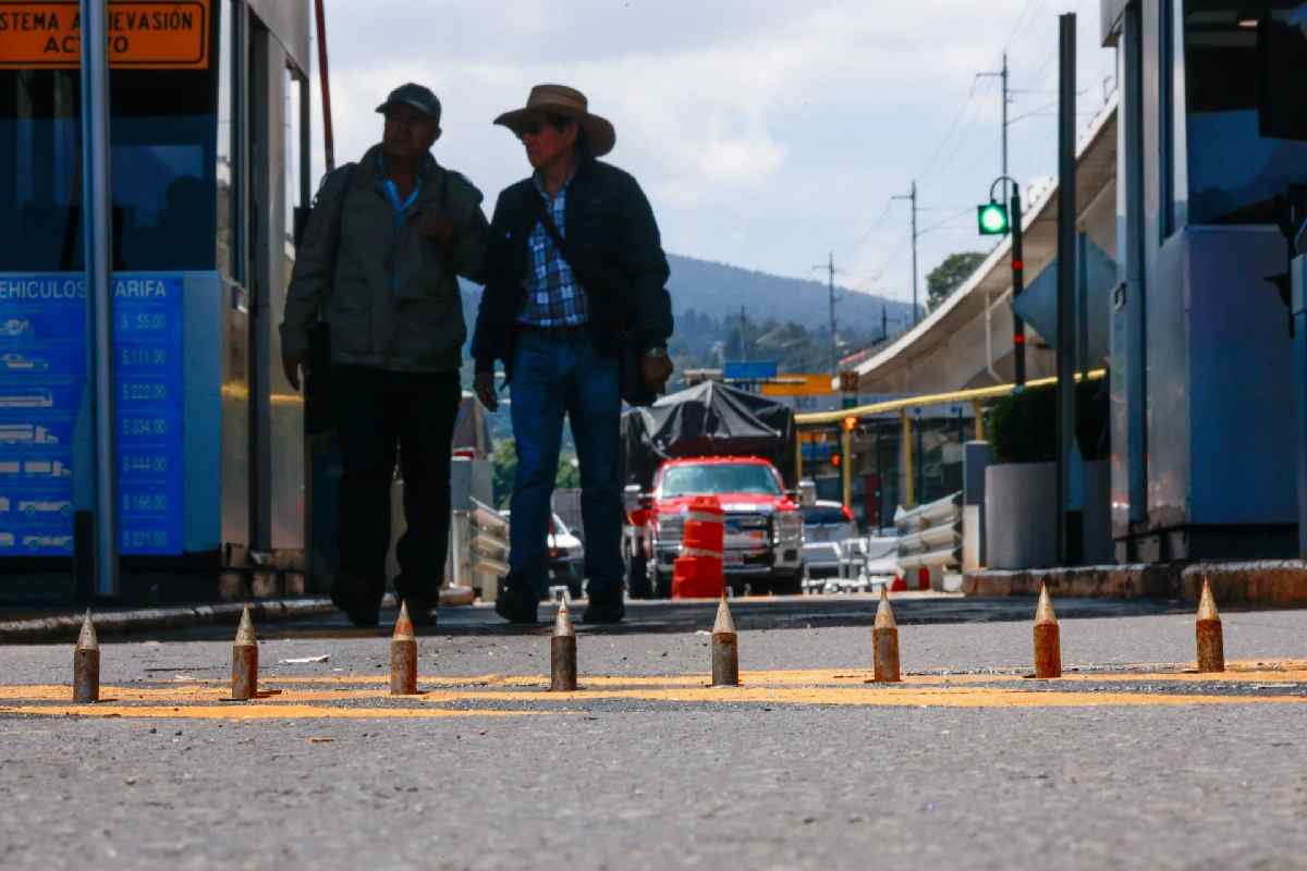 caseta La Venta tomada por transportistas y agricultores