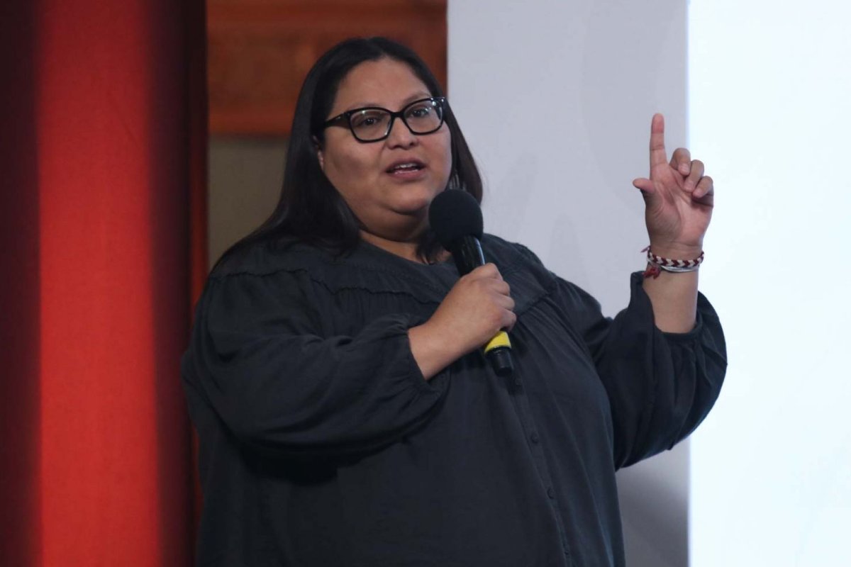 La presidenta Claudia Sheinbaum dijo que Citlalli Hernández le presentó su renuncia a la titularidad de la Secretaría de las Mujeres para ayudar en labores dentro del partido guinda. 