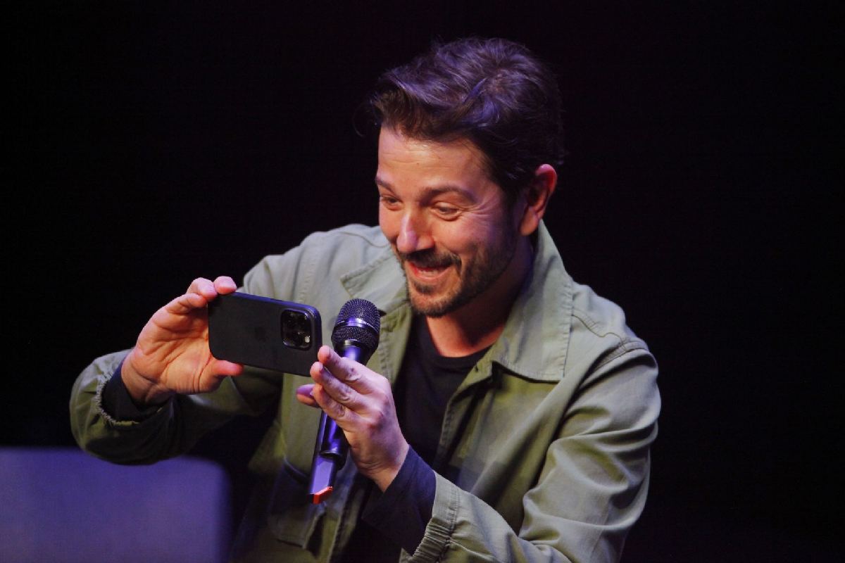 Corte falla a favor de Diego Luna: determina que indemnización por uso no autorizado de su imagen debe calcularse sin deducir costos
