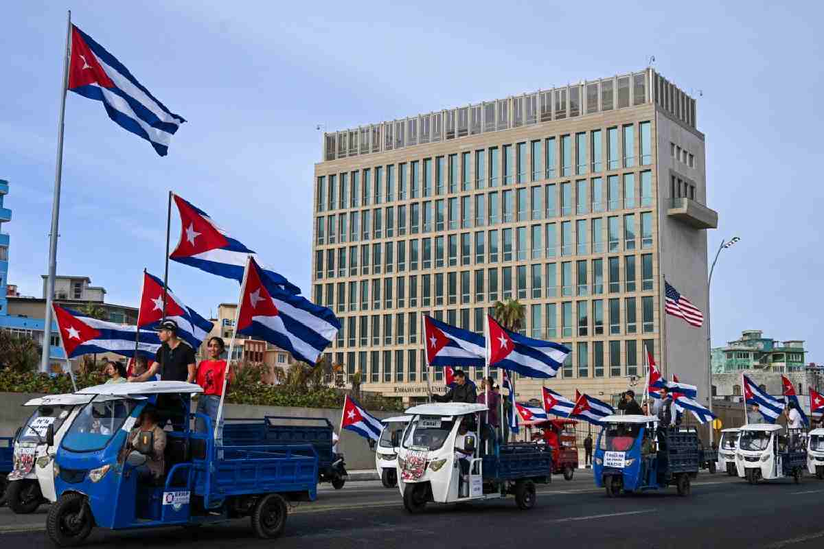 Cuba, bajo fuerte presión de EU, anuncia indulto de 2 mil 010 prisioneros