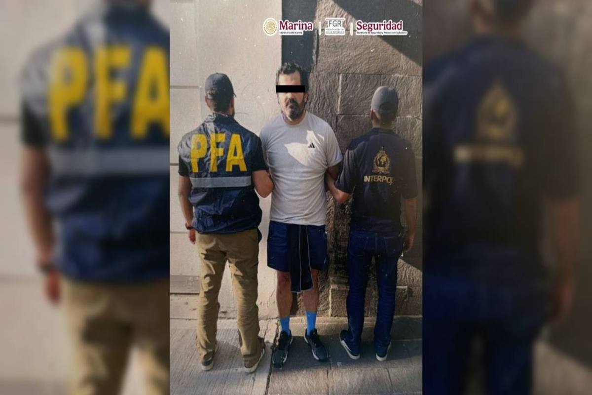 Detienen en Argentina a contralmirante Fernando Farías, señalado por contrabando y huachicol fiscal