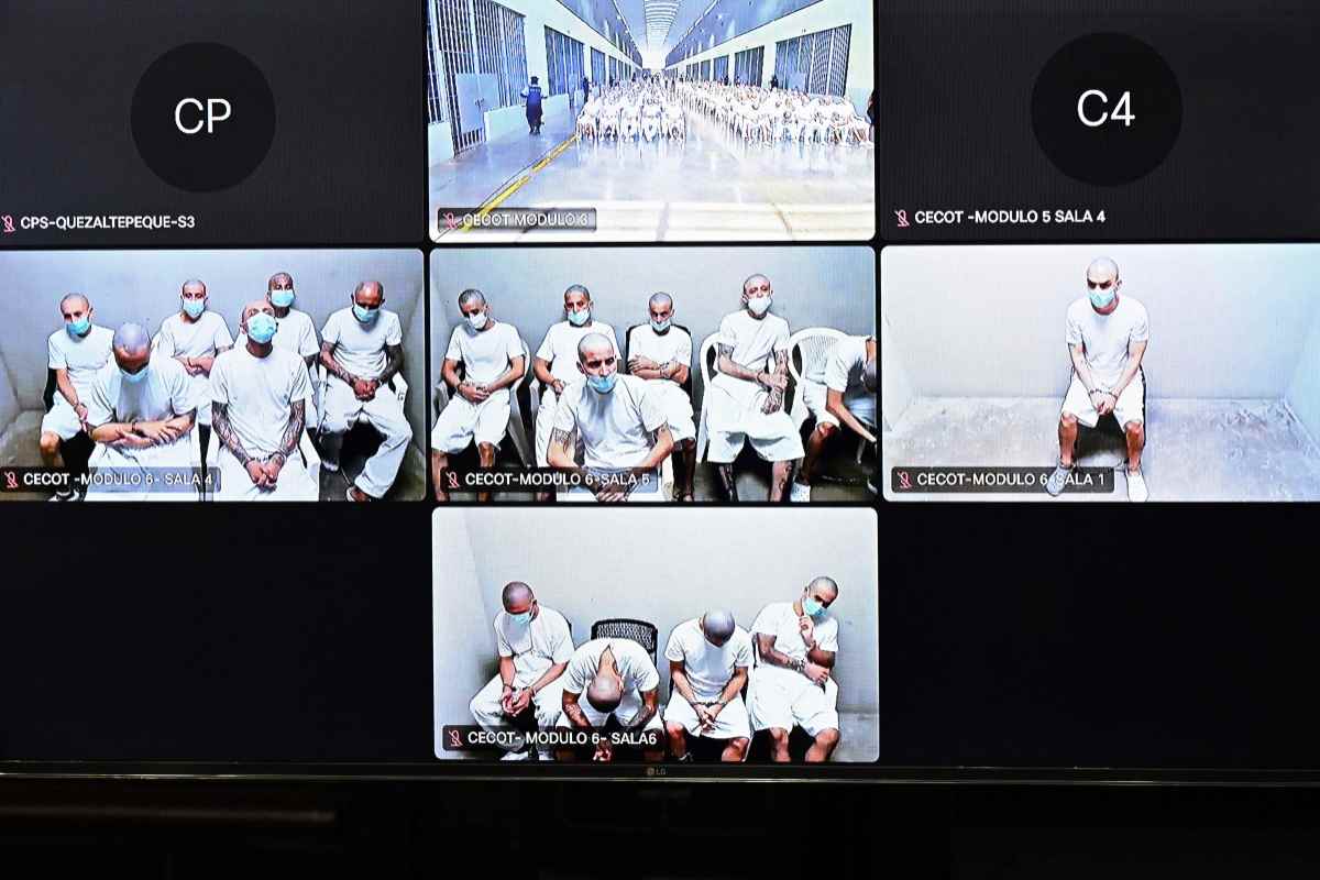 El Salvador abre juicio masivo contra líderes de Mara Salvatrucha; ONGS denuncian muertes en prisión