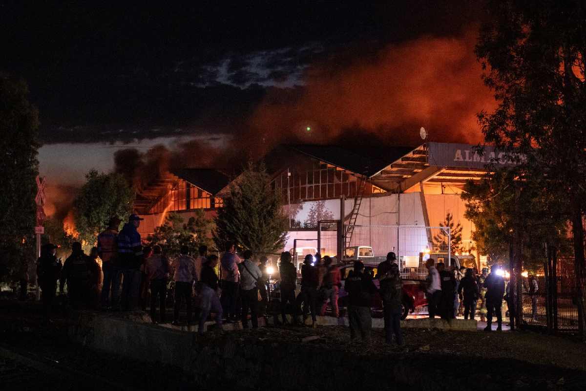 FGR investiga incendio en bodega de Segalmex en Zacatecas tras protesta de productores de frijol: Sheinbaum