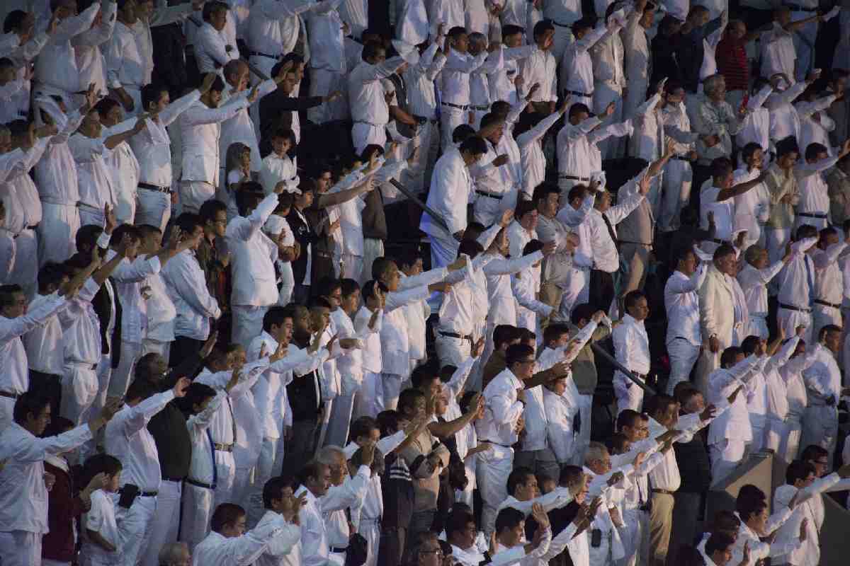 Integrantes Iglesia de la Luz del Mundo