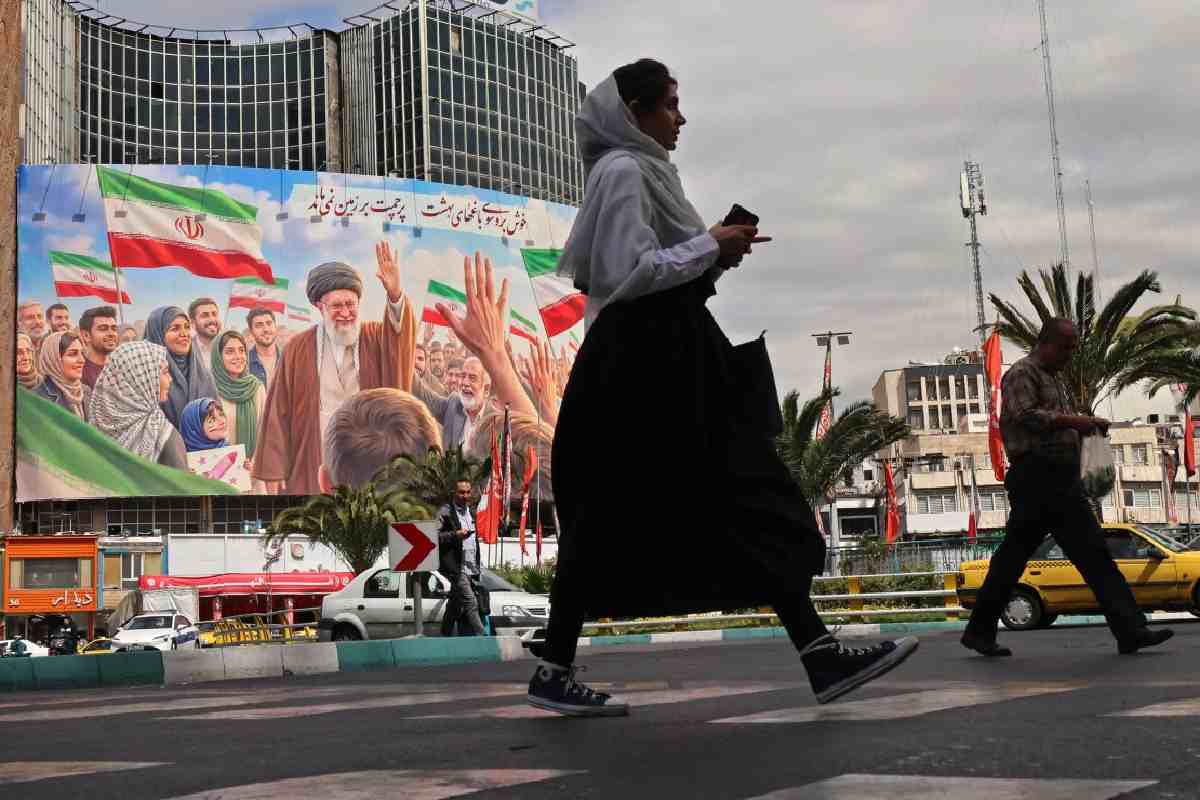 JD Vance encabezará delegación de EU en negociaciones con Irán; Trump lanza nuevas amenazas