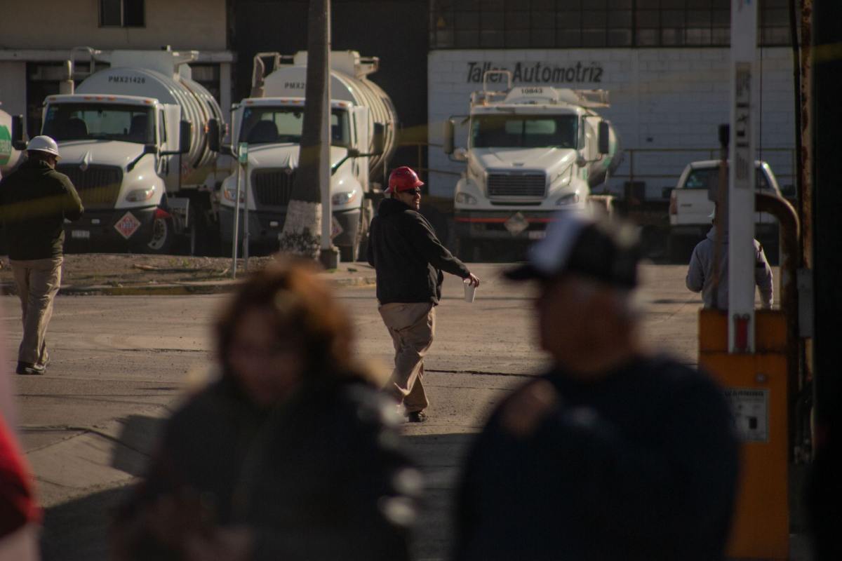 Jubilados de Pemex denuncian violación a sus derechos por recorte a “pensiones doradas”