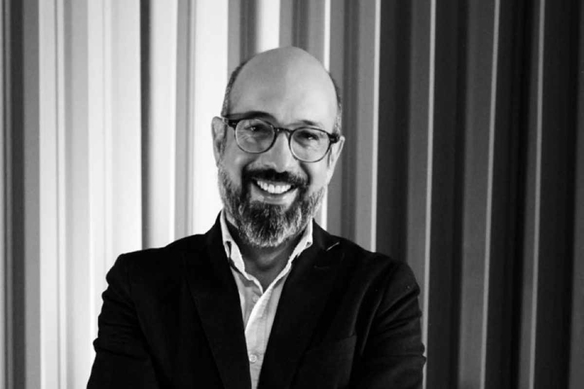 "Totalitarismo Total": Pedro Salazar explora los alcances de la Inteligencia Artificial