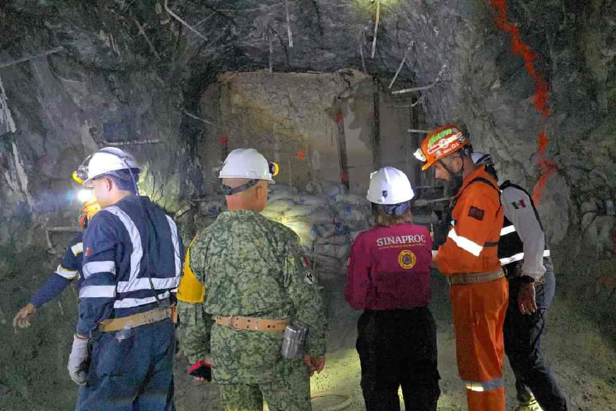 Localizan vehículo que operaba minero atrapado en mina de El Rosario, Sinaloa a un mes del derrumbe