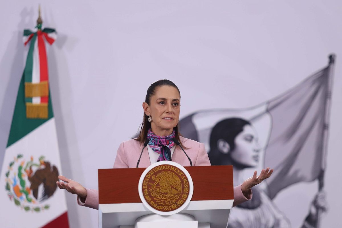 México acuerda envío de un millón de barriles de petróleo a Japón