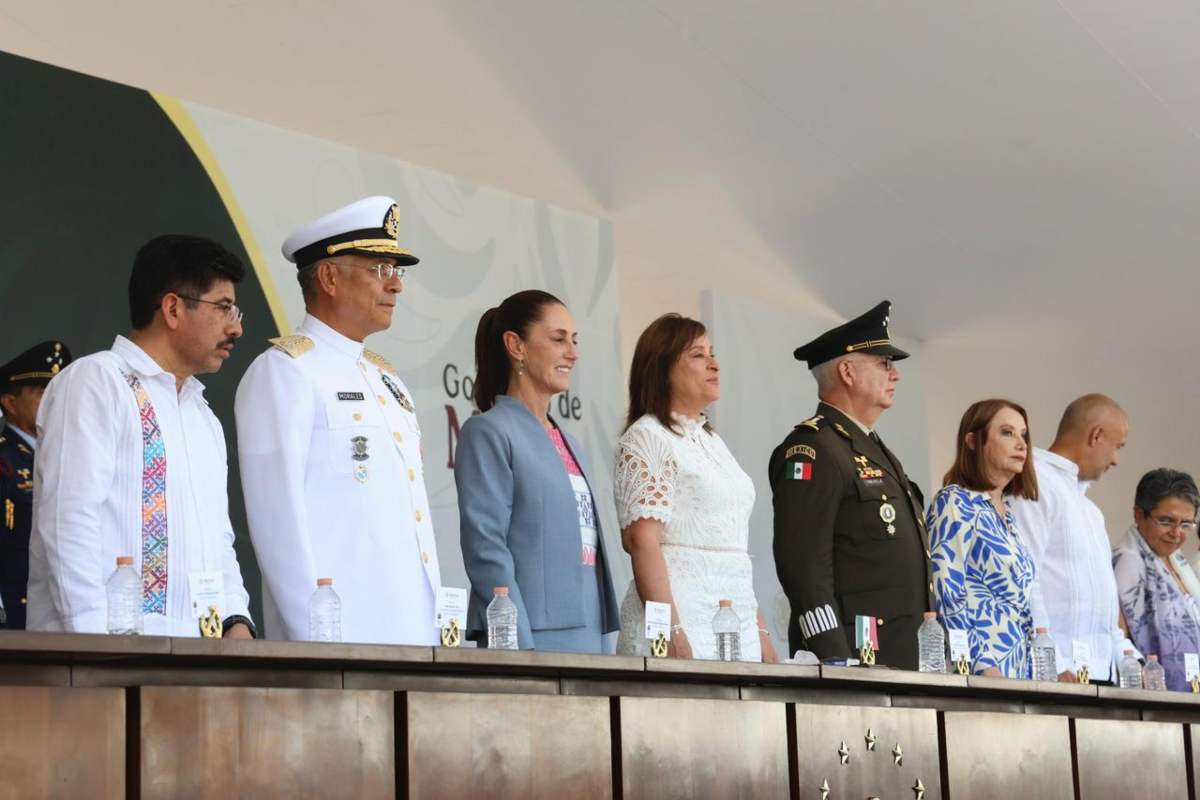 México “necesita de marinos valientes”, dice Sheinbaum tras vínculos de Marina con huachicol fiscal