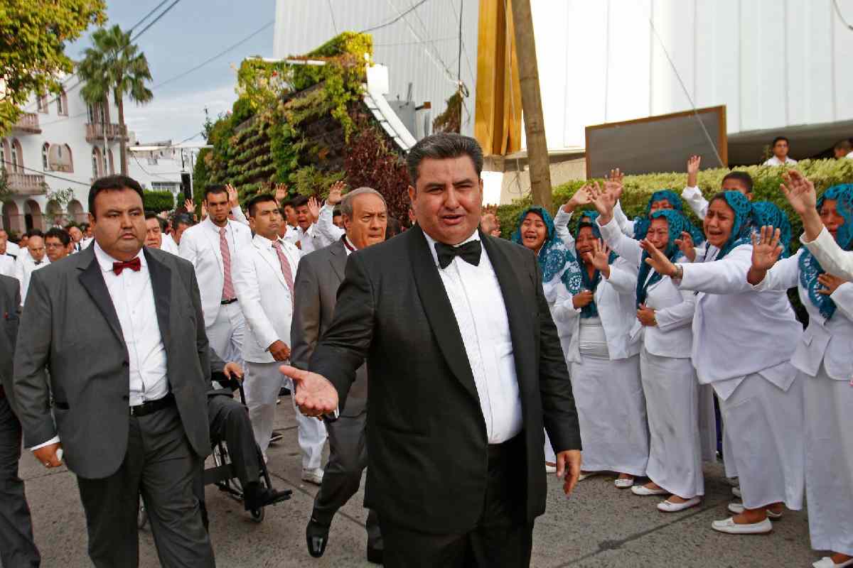 Naasón Joaquín, líder de la Luz del Mundo, tiene suspendidos sus derechos como ministro de culto