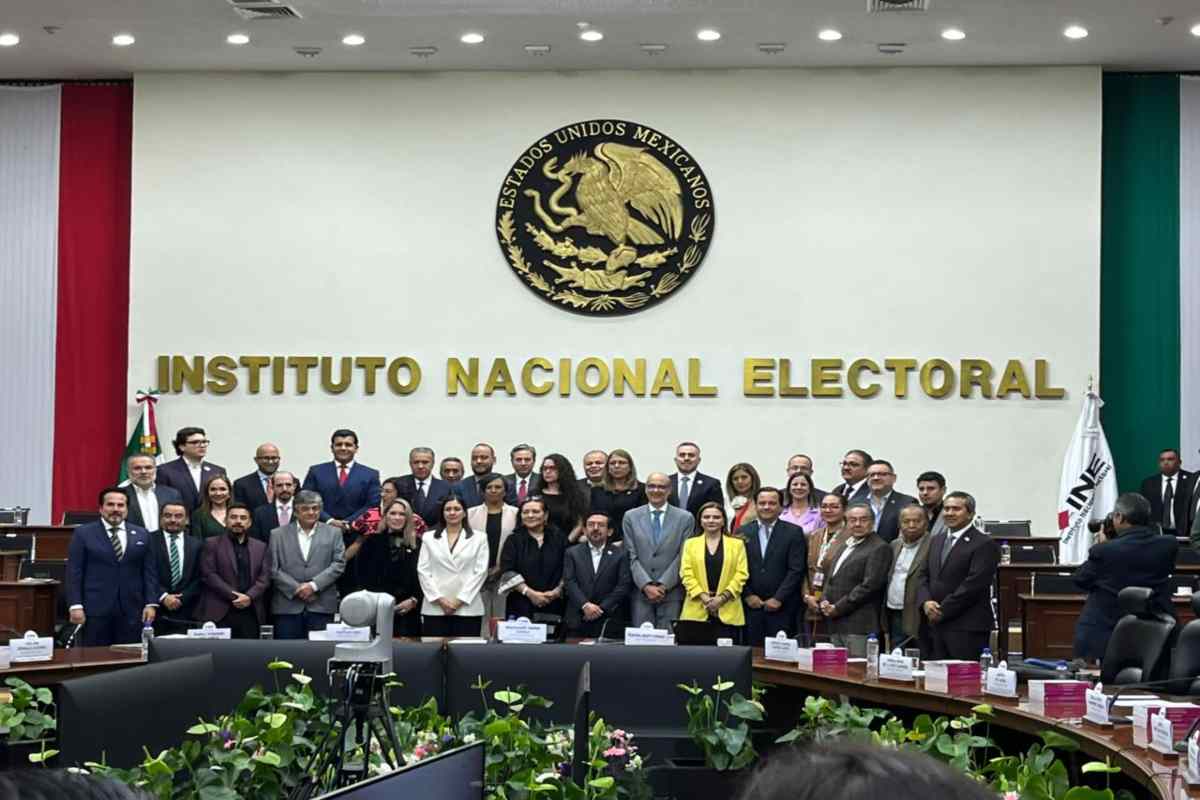 Nuevos consejeros del INE rinden protesta; hablan de imparcialidad, inclusión y diálogo