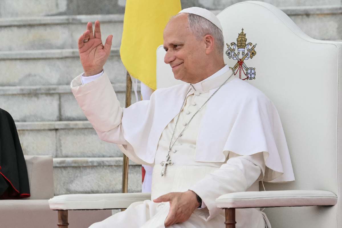 Papa león XIV muerte francisco aniversario