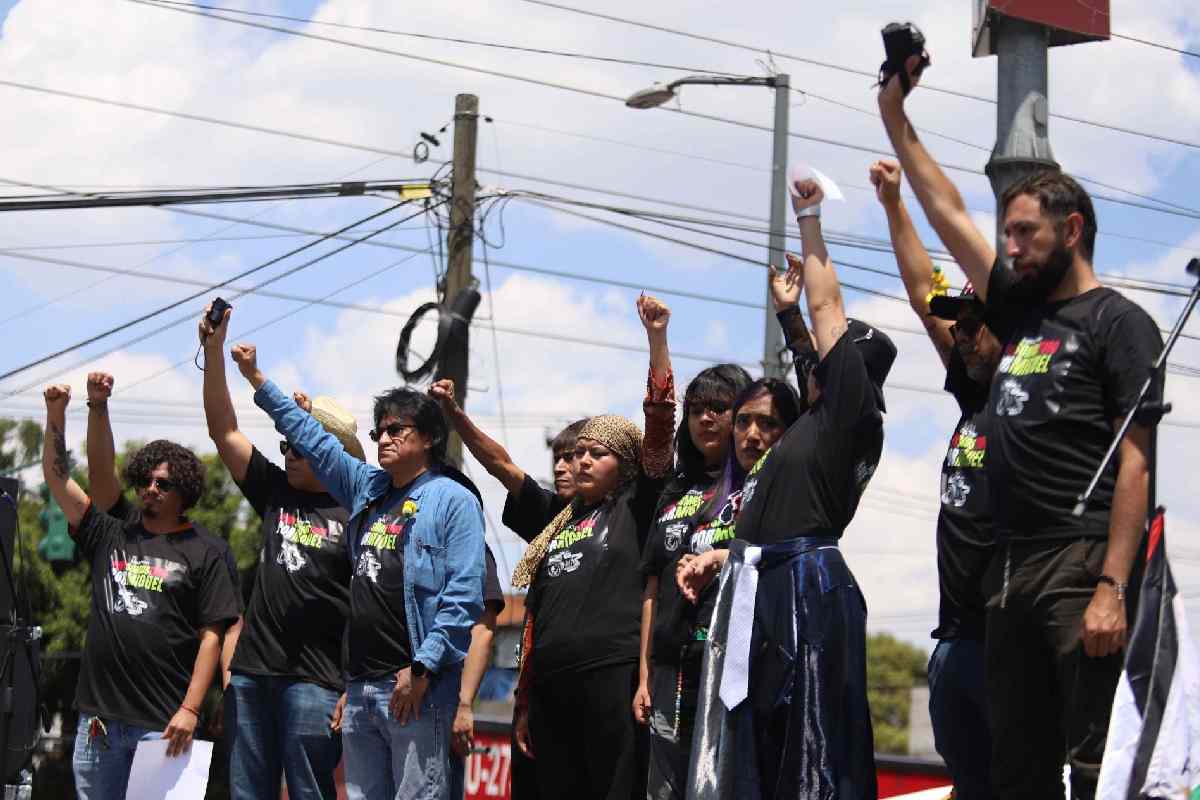 "Por lxs que ya no están": El grito de justicia resuena fuera del Parque Bicentenario a un año de la tragedia en el Axe Ceremonia