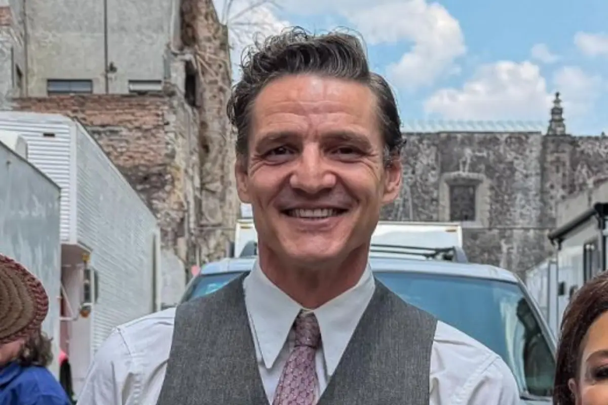 Pedro Pascal celebra su cumpleaños grabando 'De Noche' en CDMX