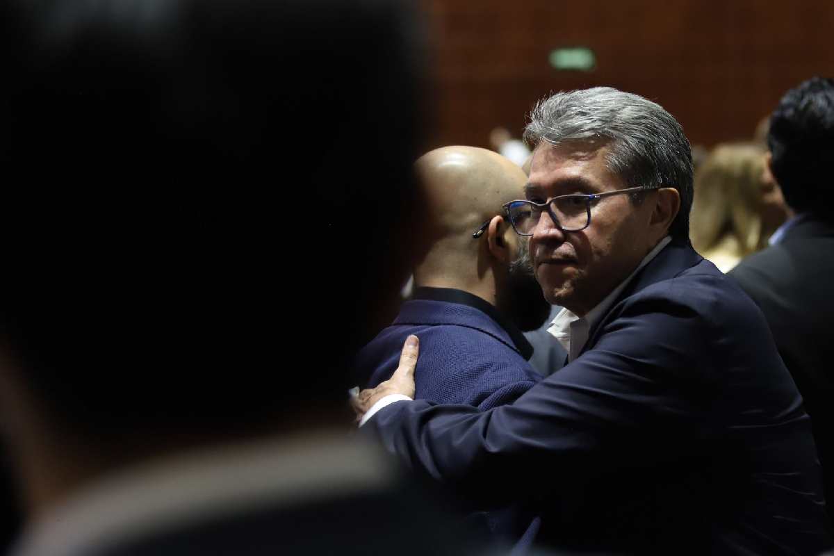 Ricardo Monreal ha respondido a los señalamientos sobre los perfiles cercanos a Morena que buscan ocupar tres consejerías del INE