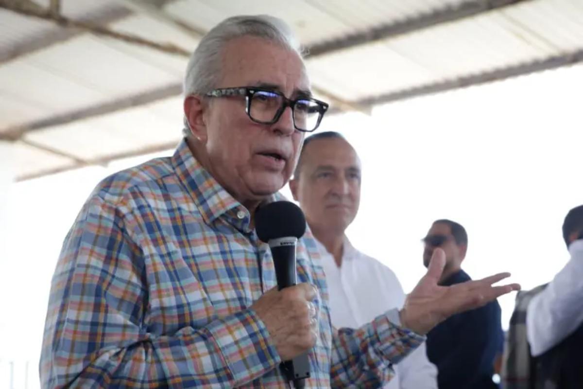 Rocha asegura que cuenta con respaldo de Sheinbaum; continuará en Sinaloa pese a acusaciones de EU