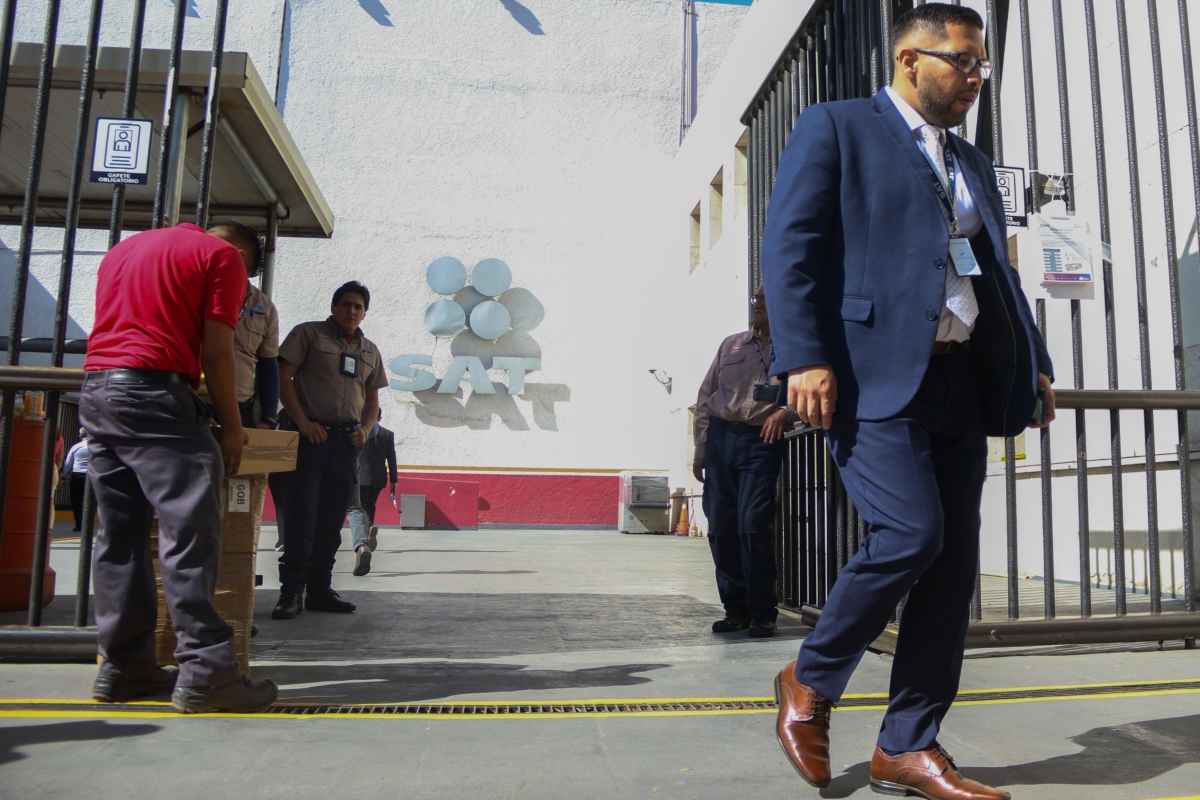 SAT amplía horario en oficinas para que realices la Declaración Anual 2025; estas son las fechas 