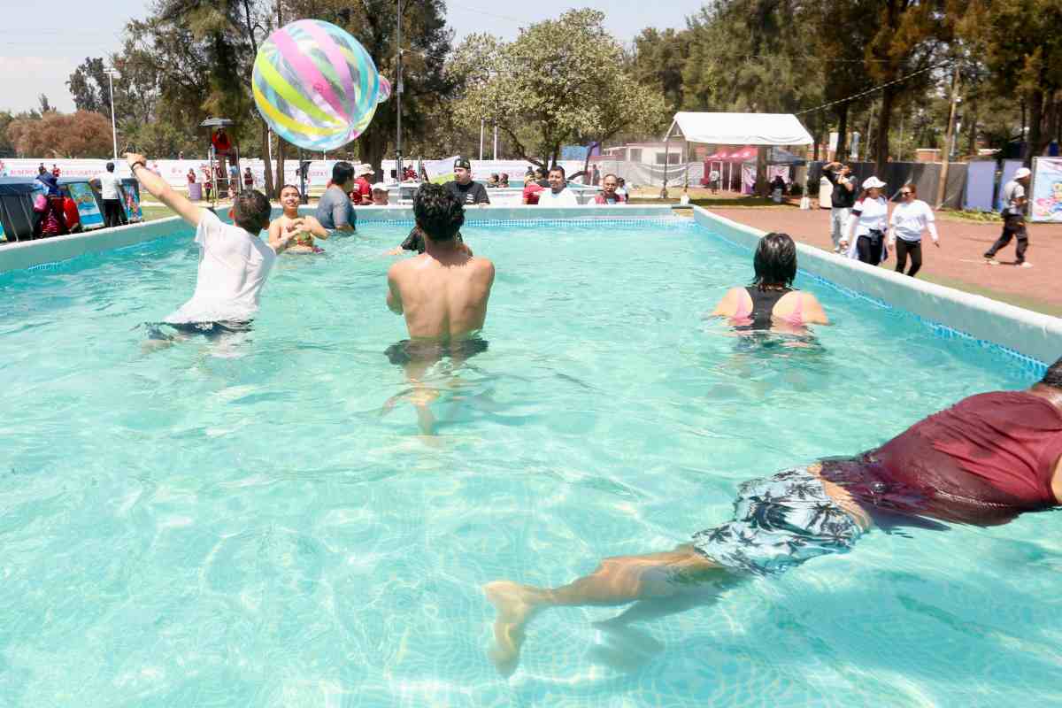 “Santo Chapuzón”: albercas públicas gratuitas en CDMX; estiman la visita de más de 100 mil personas