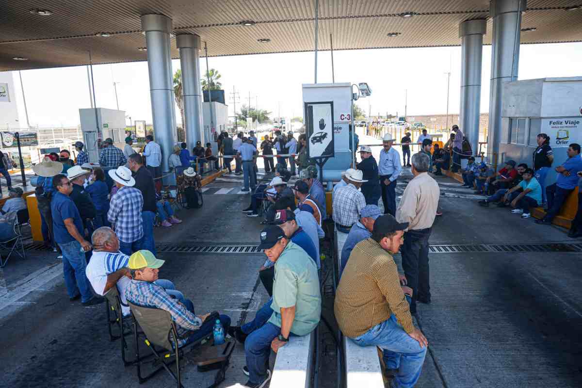 Transportistas suspenden movilizaciones y paro nacional; denuncian agresión en Tlaxcala y Veracruz