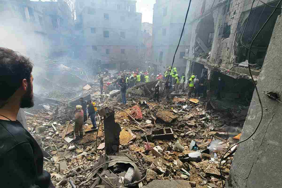 Trump refrenda amenazas ante el cierre del estrecho de Ormuz; Irán continúa con ataques en el Golfo